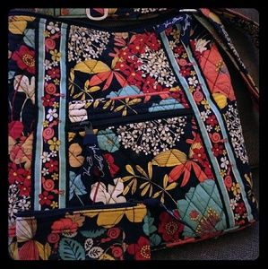 Vera Bradley crossbody bag w/ matching id change w